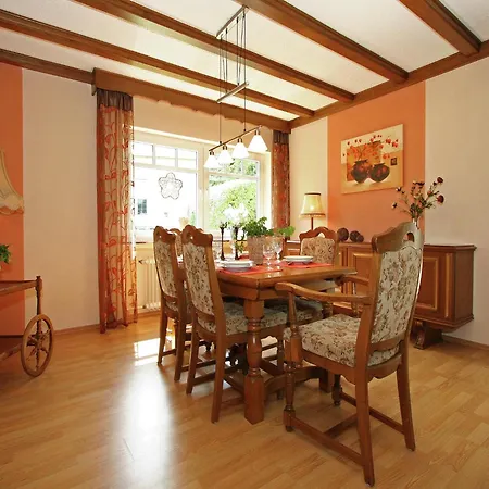 A Detached In A Highly Scenic Area